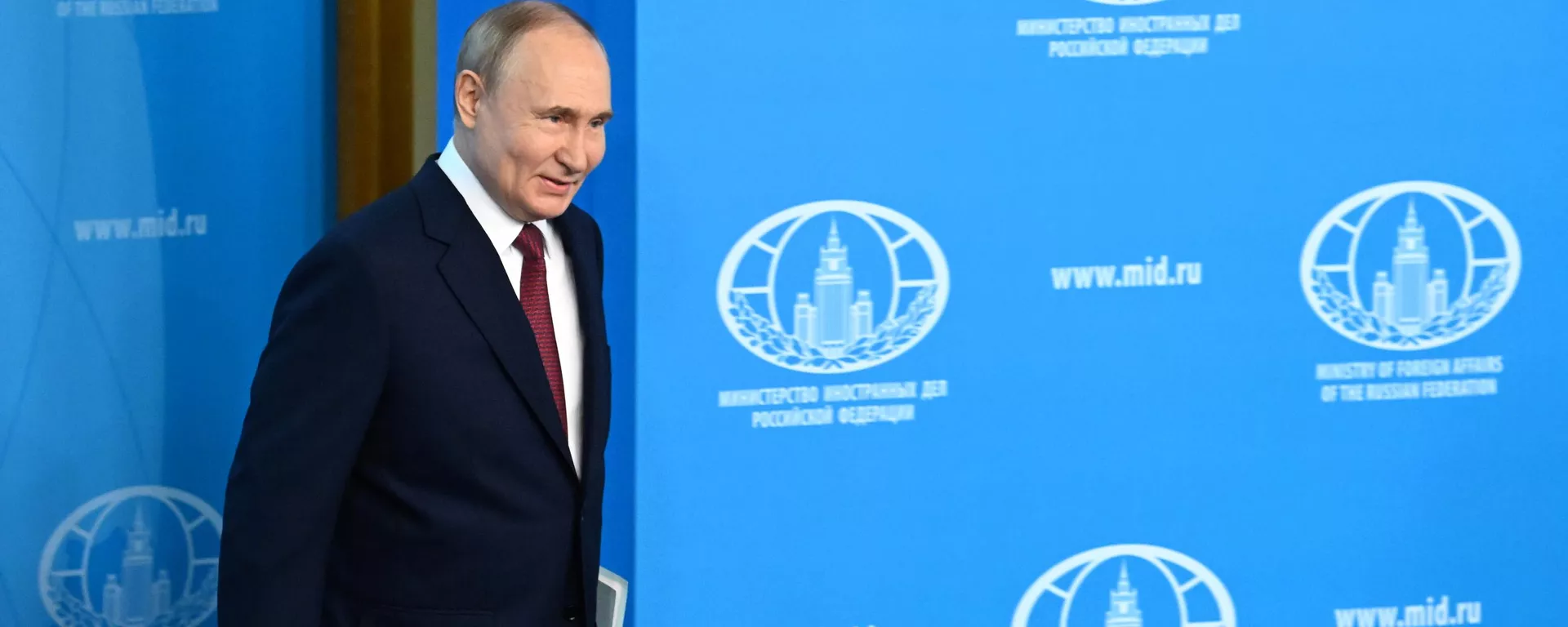 Cancillería rusa: el rechazo de Kiev de la propuesta de Putin priva a los ucranianos de la paz