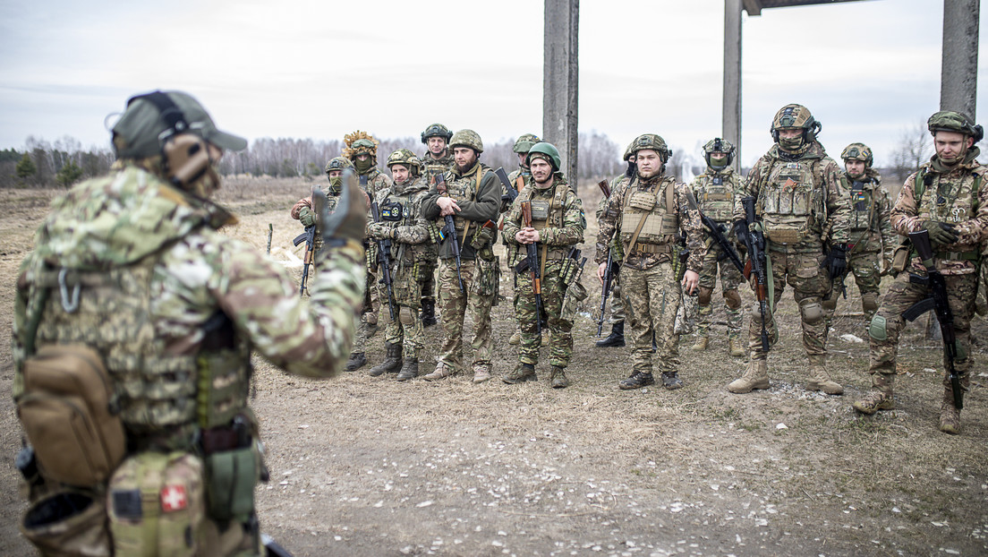 Instructores militares franceses trabajan en Ucrania
