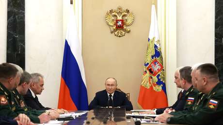 Rusia mejora sus posiciones cada día en todas direcciones del frente 