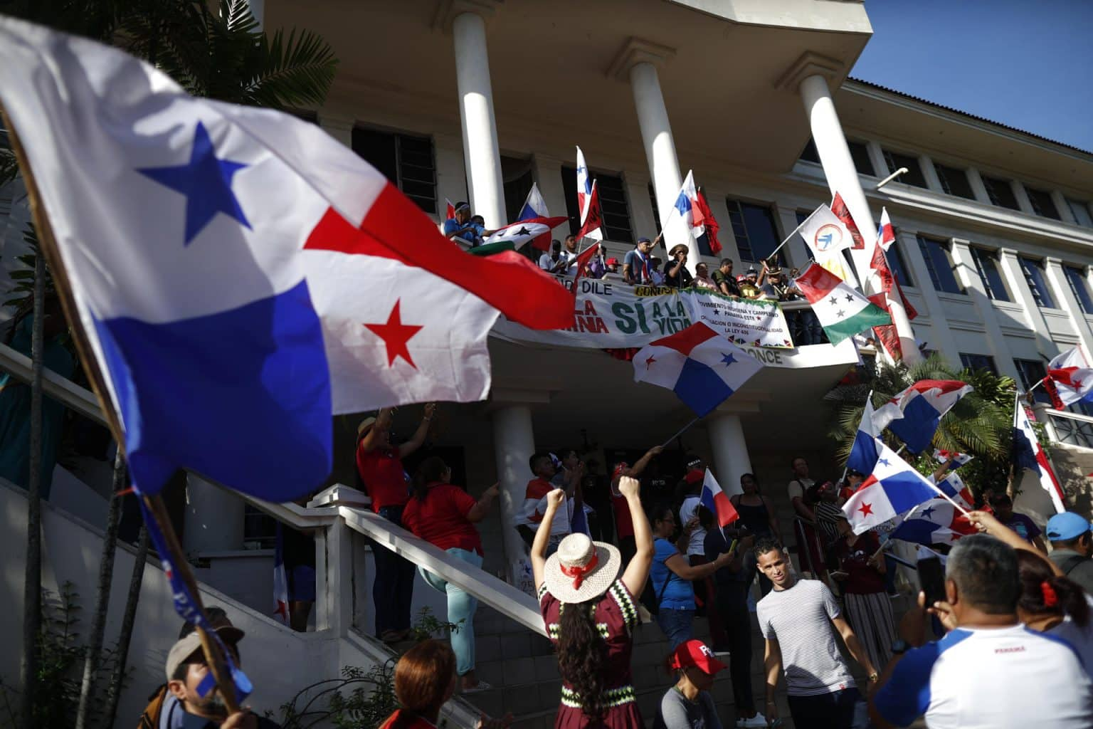 Corte Suprema de Panamá declara inconstitucional ley de concesión minera