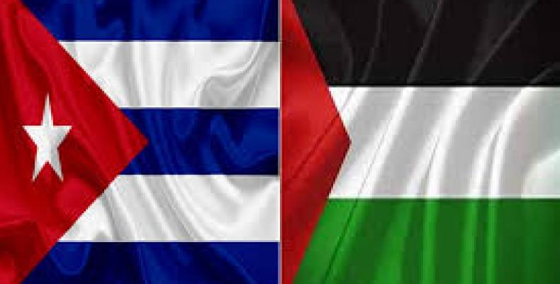 President of Cuba meets with young Palestinians
