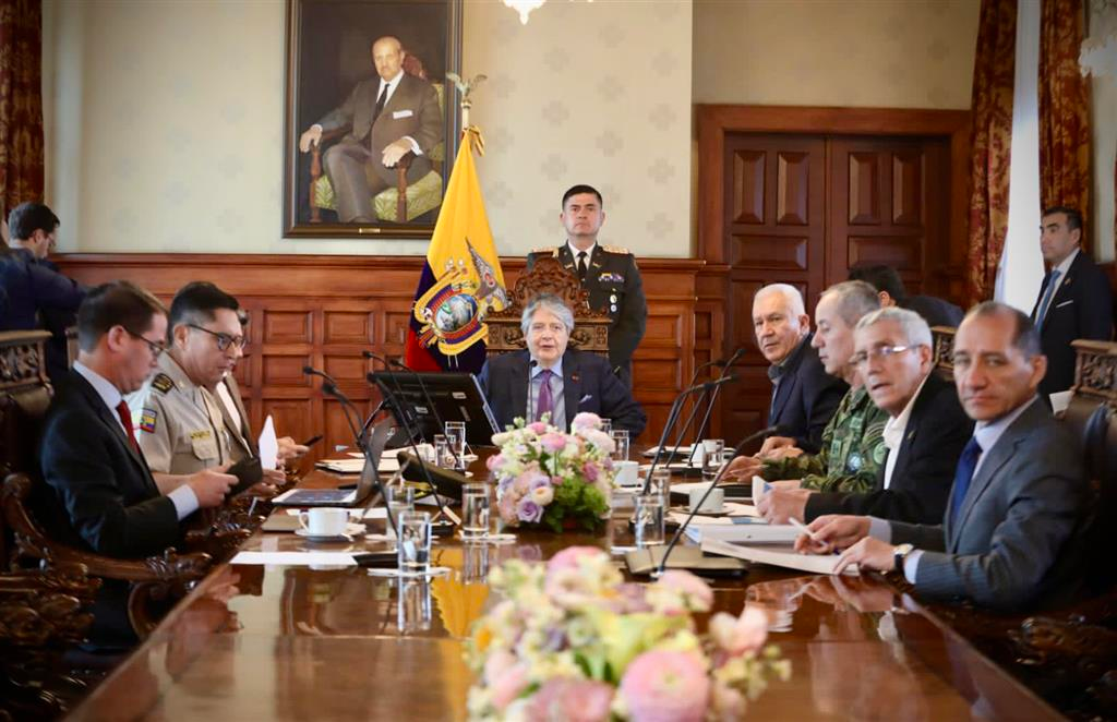 Équateur: Le cabinet de sécurité évalue des mesures pénitentiaires