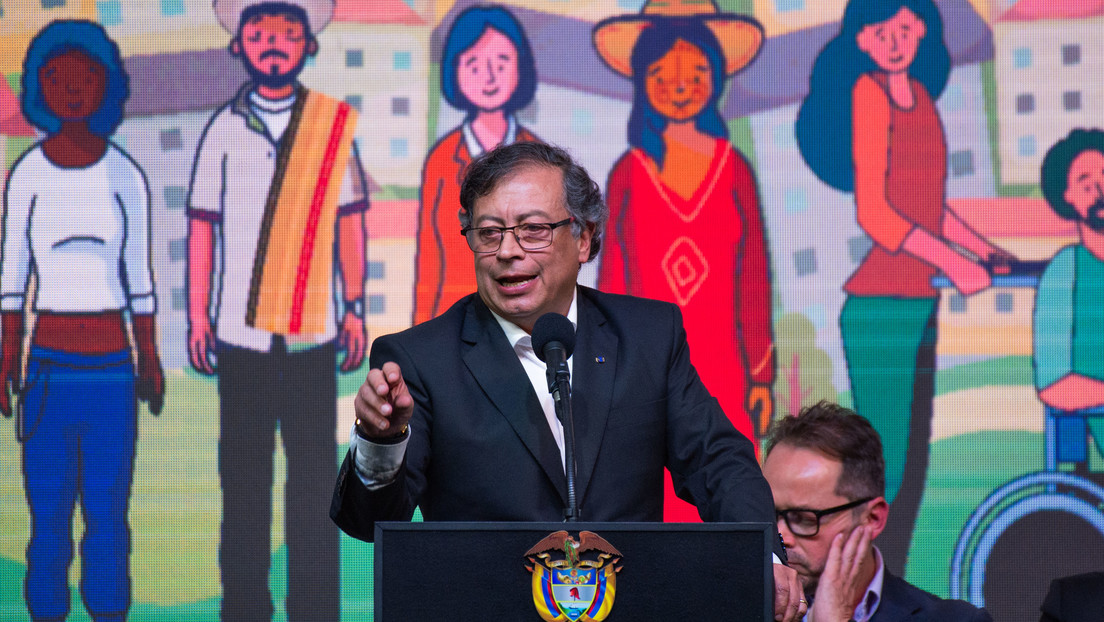 Gobierno de Colombia amplía cese al fuego con grupo guerrillero Radio