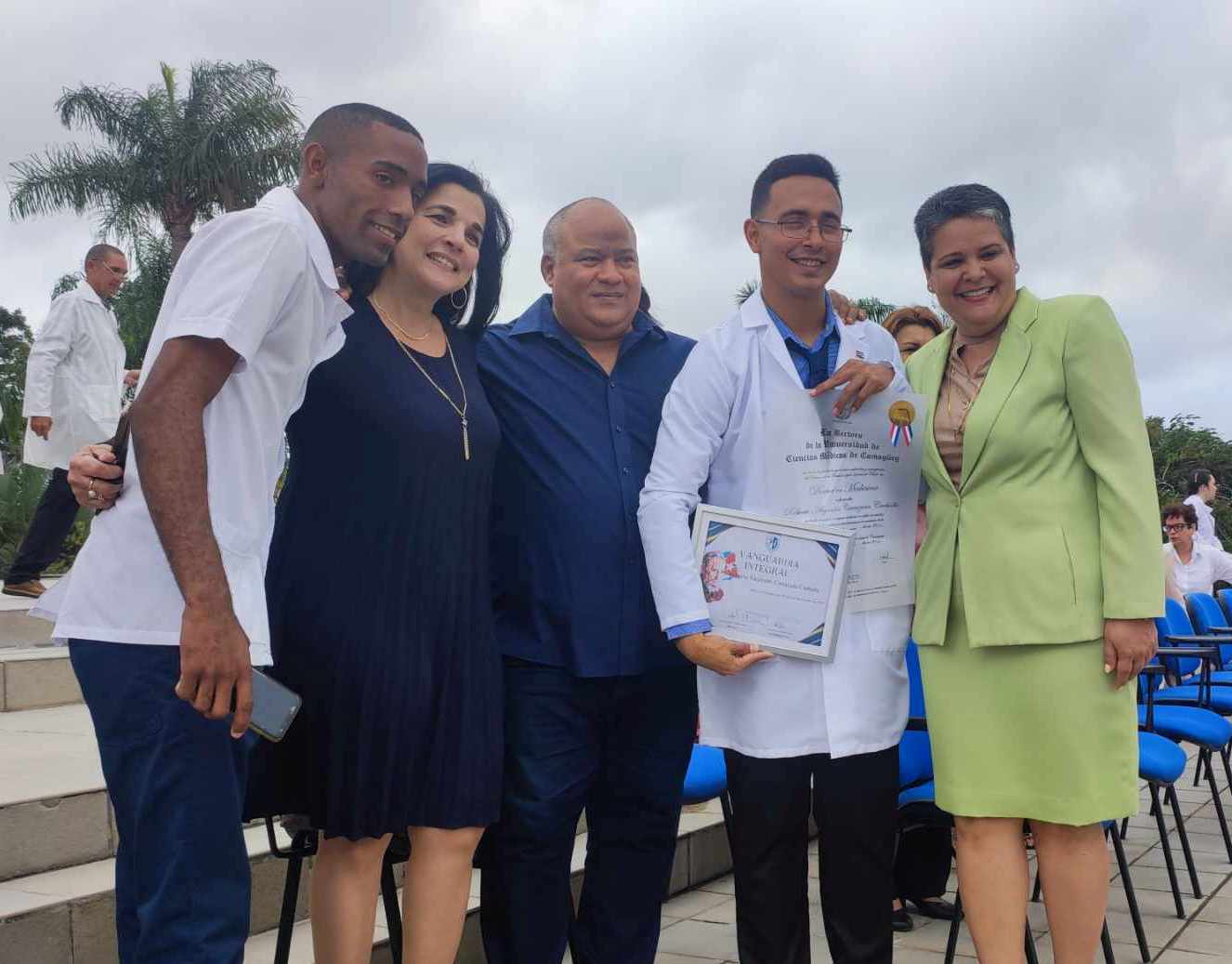 L'Université des sciences médicales de Camagüey diplôme de nouveaux professionnels