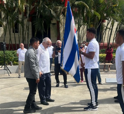 Cuban futsal flag-bearer team in Caracas