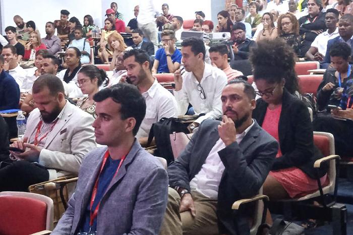 International forum of young entrepreneurs sets goals for the economic development of Cuba