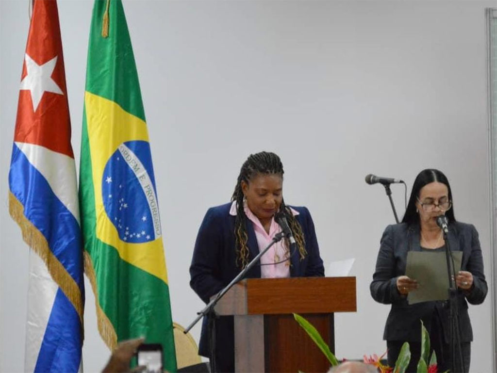 Brazilian Minister thanks the welcome at the Book Fair