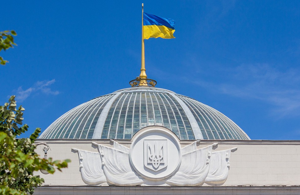 Rada Suprema de Ucrania aprueba ley para movilizar a presos