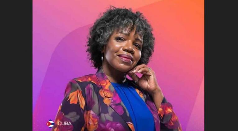 Zulema Iglesias promotes her album Solo tú