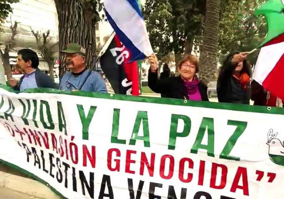 Chilenos en Valparaíso expresan solidaridad con Cuba y Palestina (+ Foto)