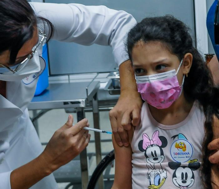 Vaccines Magazine publie les résultats de l'application de Soberana 02 et Soberana Plus chez les enfants