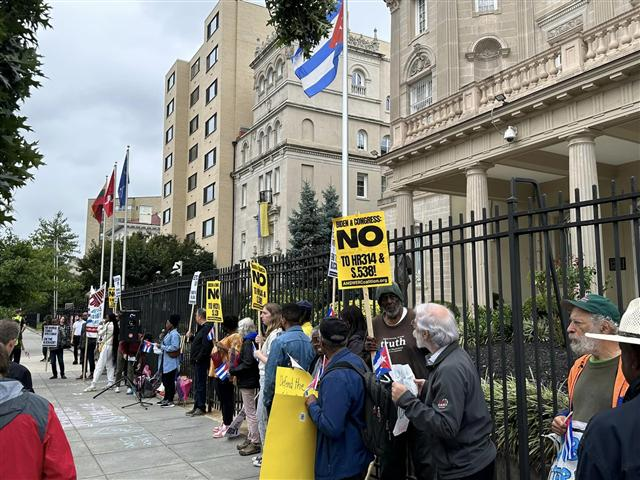 Let Cuba be, the United States repudiates the terrorist attack on the embassy (+ Photos)