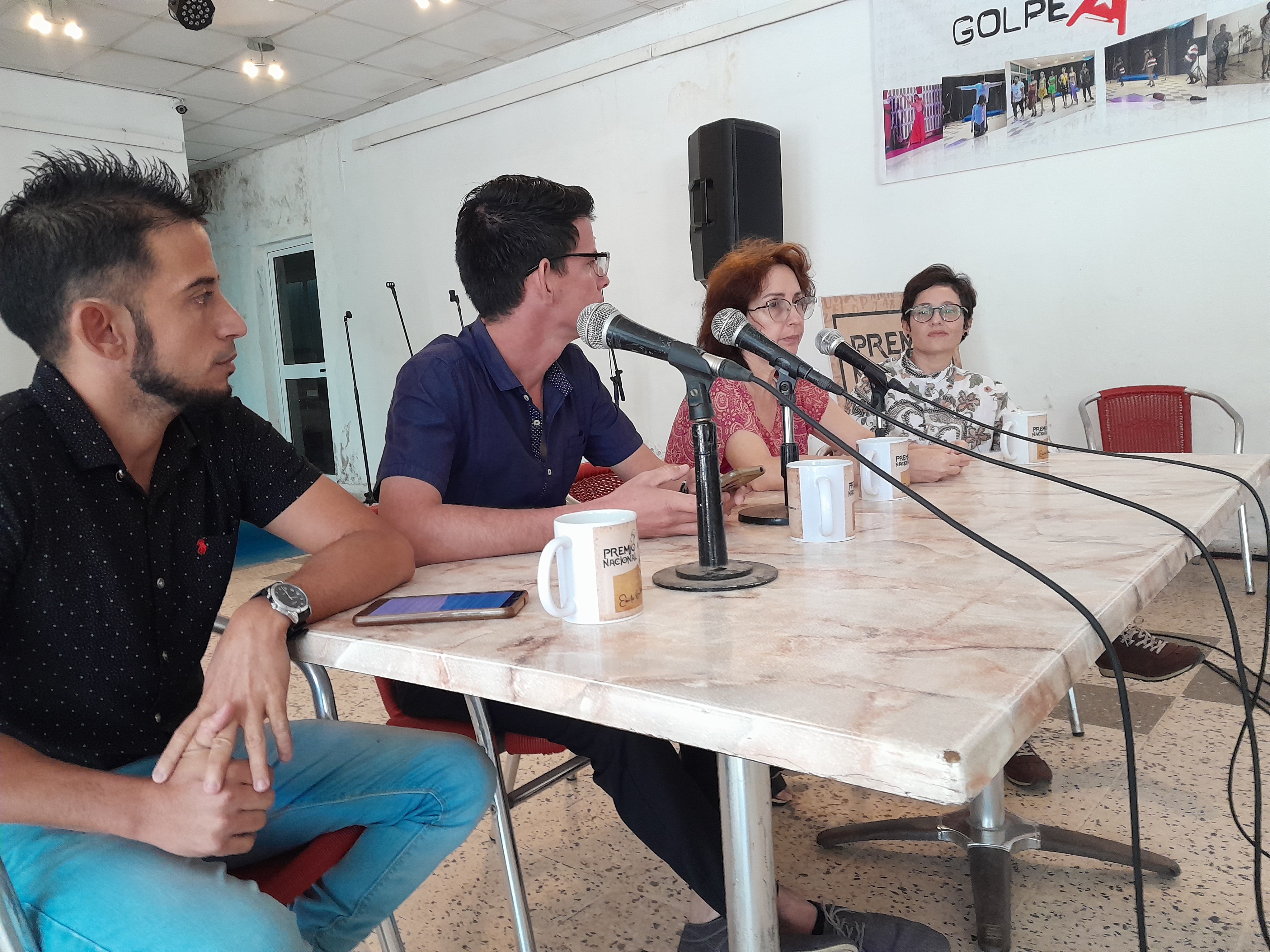 Debaten sobre beneficios y perjuicios de la Inteligencia Artificial en Premio Emilio Ballagas