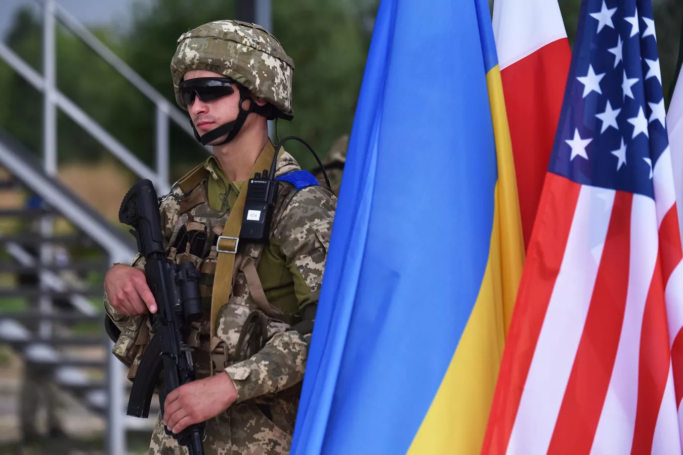 Presencia de la Alianza Atlántica en Ucrania confirma guerra híbrida contra Rusia