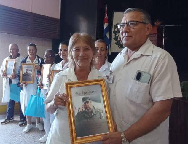 Programa del Médico y la Enfermera de Familia columna vertebral de la atención primaria en Cuba