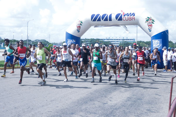 Ten kilometer race on the Ciudad Deportiva circuit
