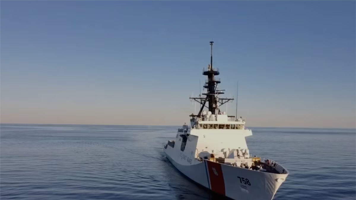  United States Coast Guard returns 52 migrants 