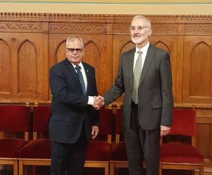 Delegación parlamentaria cubana inicia visita oficial a Hungría (+ Post)