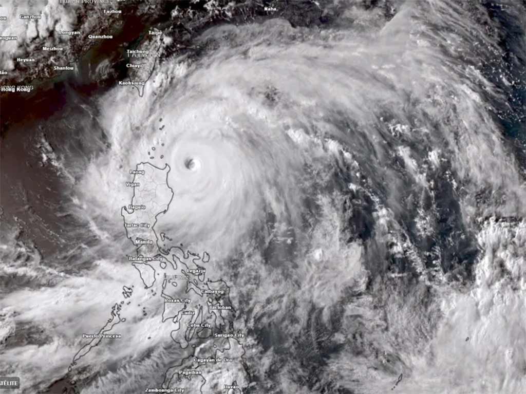 Doksuri Typhoon brings heavy rain in eastern China