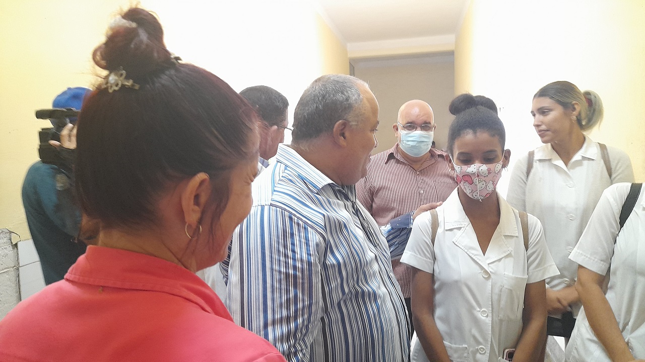 Increase the quality of medical services imperative in Camagüey