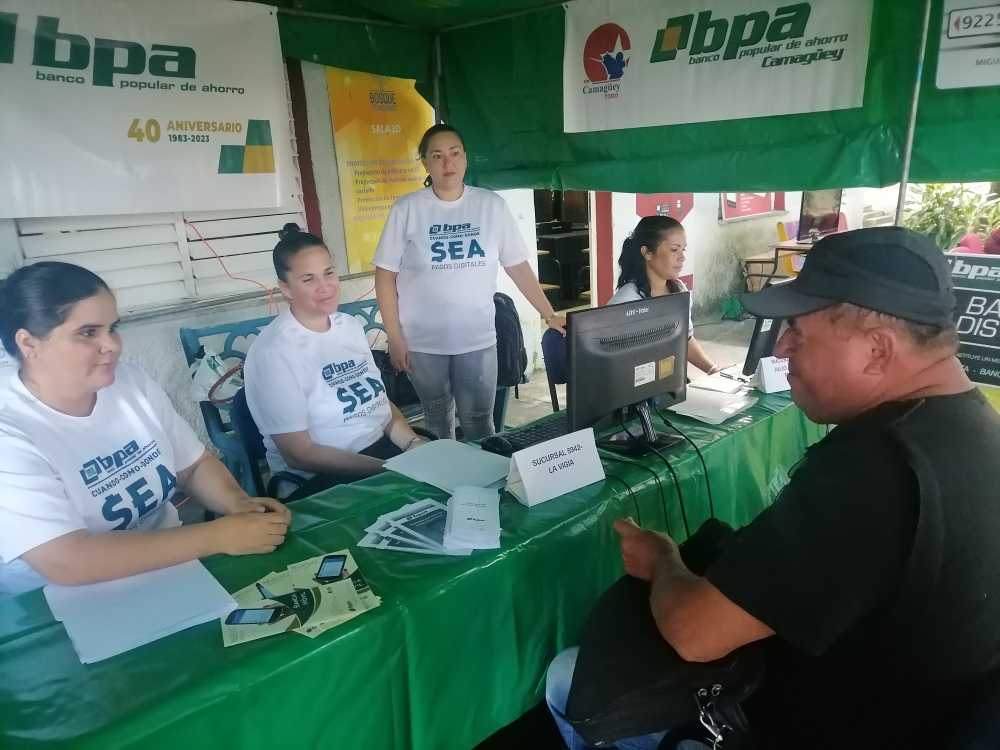 Feria de Comercio Electrónico en Camagüey impulsa bancarización (+ Fotos)