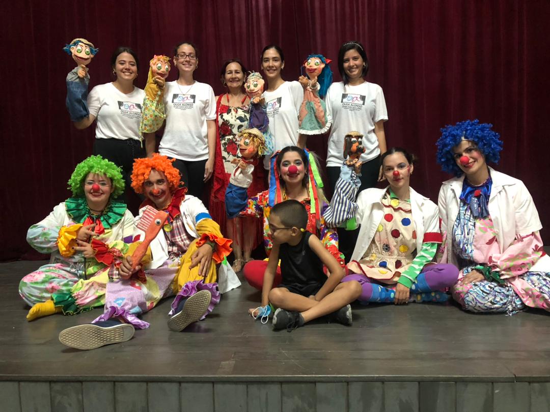Grupo de Teatro Olga Alonso de Camagüey galardonado en Festival de Artistas Aficionados (+ Fotos) 