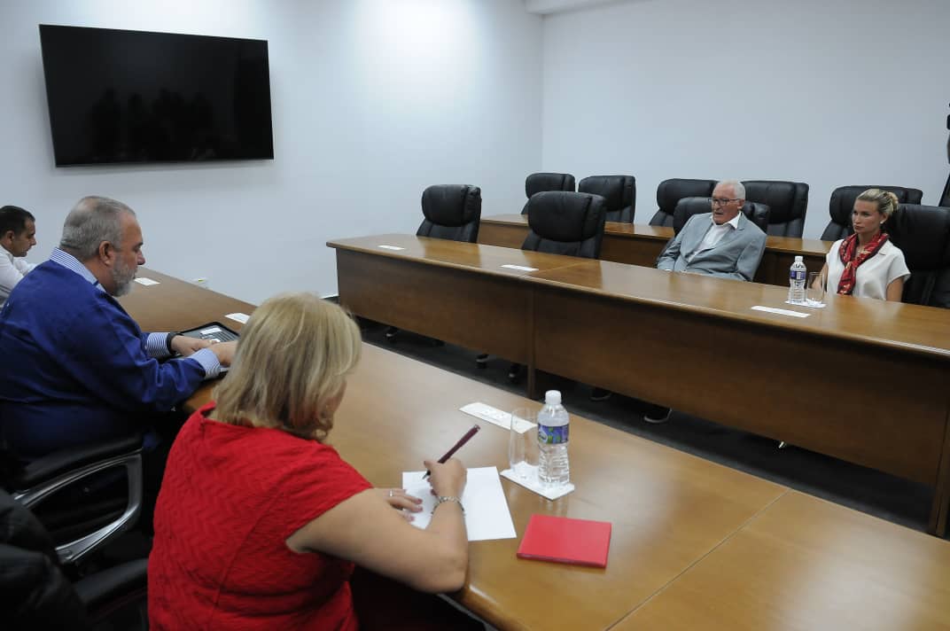 Sostiene Primer Ministro de Cuba encuentro con empresario italiano (+ Post)