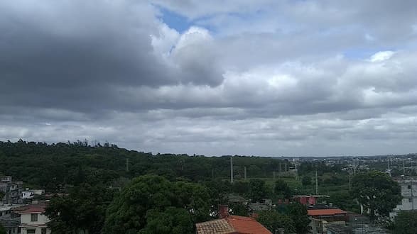 Aisladas lluvias en la costa norte central este viernes en Cuba