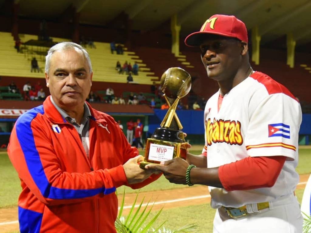 Winning alongside Matanzas is the best, says Cuban pitcher Yoennis Yera