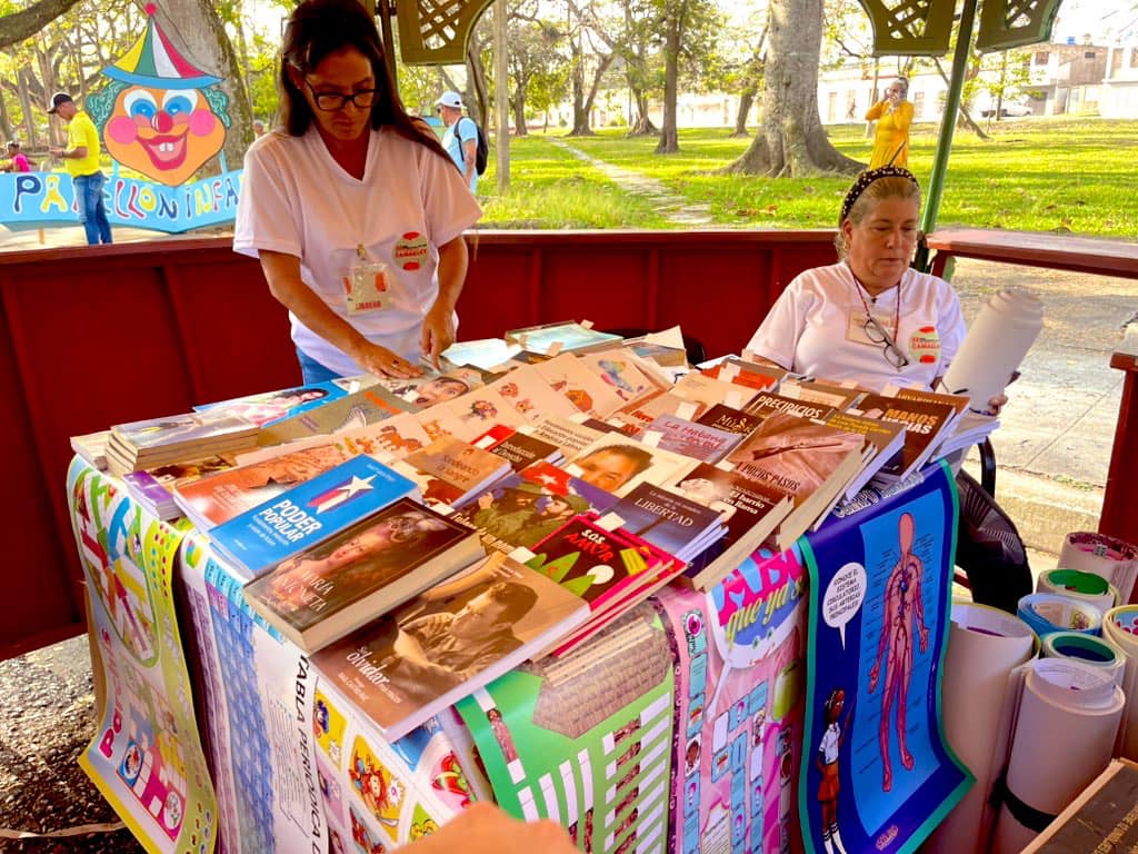 32 International Book Fair opens its pages in Camagüey(+ Photos and Post) 