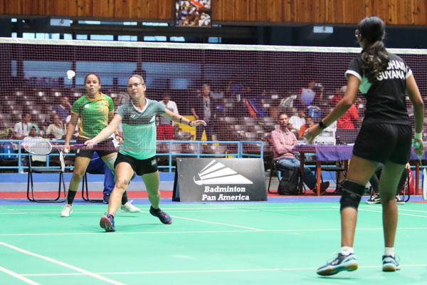 Cubains ont progressé au tournoi de badminton Giraldilla