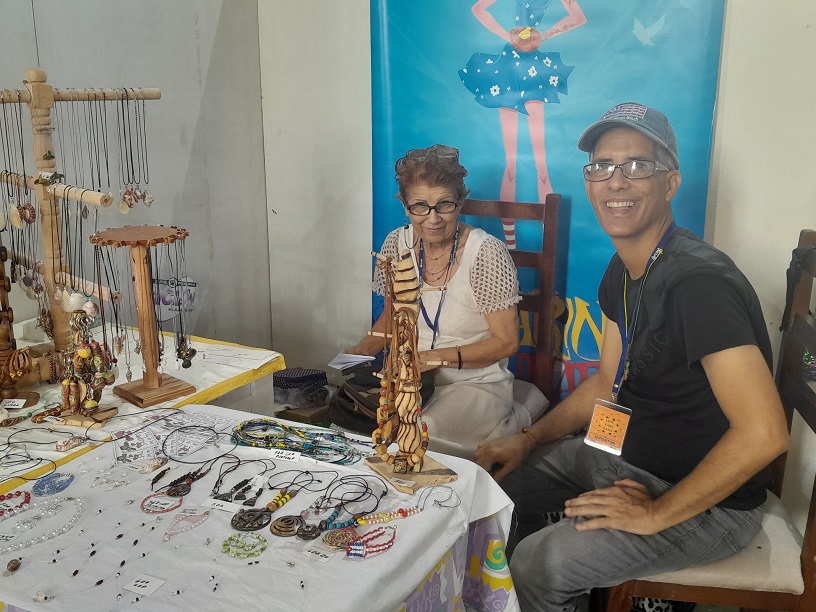 En Camagüey, Arte para Mamá fusiona artesanías y tradición (+ Foto)
