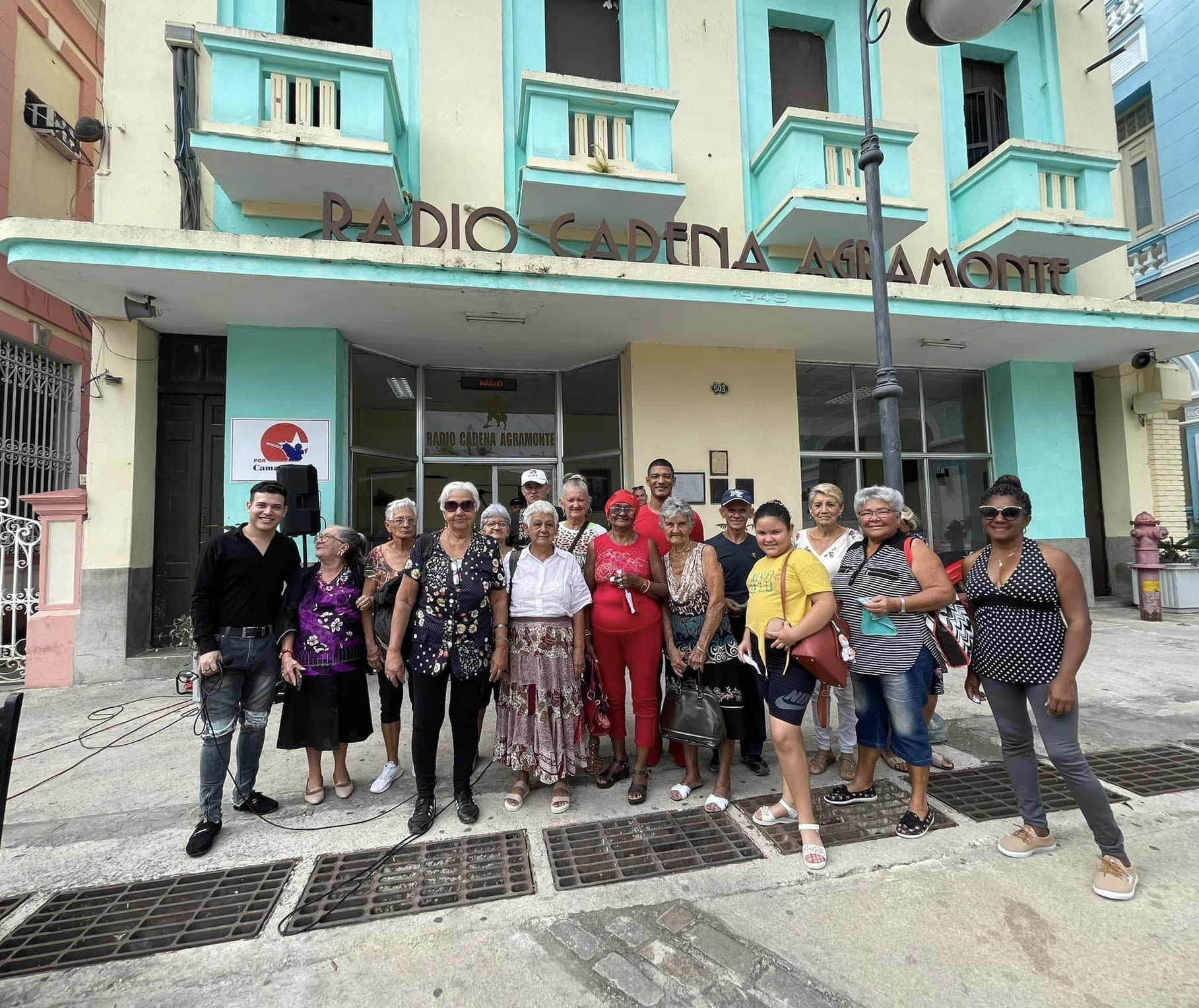 Familiar celebración de la Radio camagüeyana junto a sus oyentes (+ Post y Video)