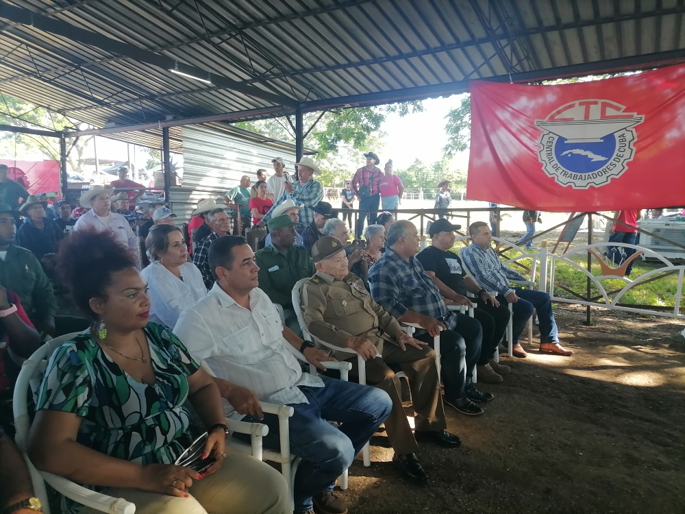 Guillermo García Frías destaca labor de trabajadores agropecuarios en Najasa (+ Fotos)