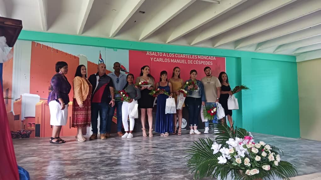 Egresa  nuevos profesionales Centro Universitario Municipal de Carlos Manuel de Céspedes