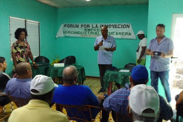 Acogió central Agramonte de Florida acto camagüeyano por el Día del Innovador (+ Post)