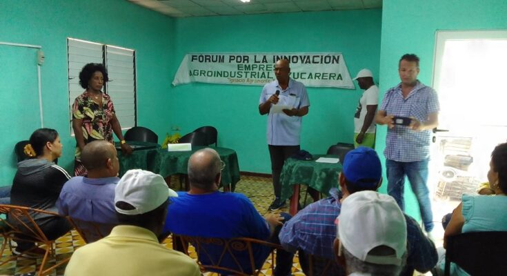 Acogió central Agramonte de Florida acto camagüeyano por el Día del Innovador (+ Post)