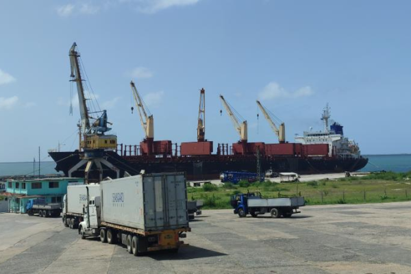 Distribución de alimentos en Camagüey: un compromiso con la población