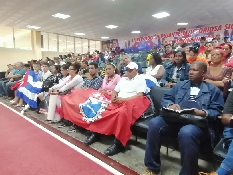 Trabajar por Camagüey y la Revolución cubana