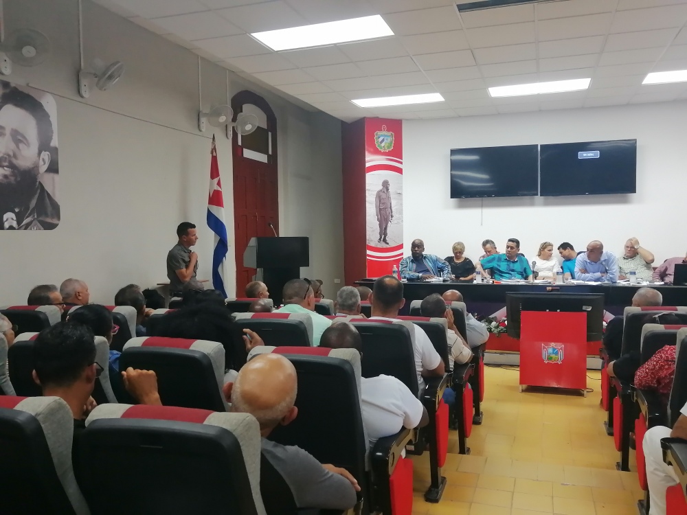 Exhorta Ministro de la Industria Alimentaria en Camagüey a generalizar buenas prácticas en el sector