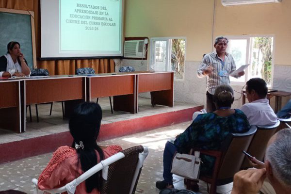 Evalúan en Camagüey retos de las escuelas rurales (+ Foto)