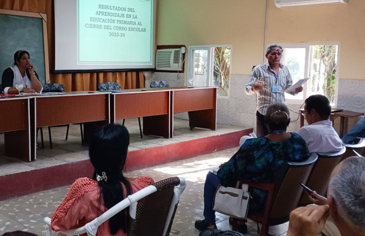 Evalúan en Camagüey retos de las escuelas rurales (+ Foto)