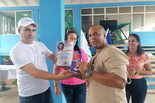 Exhibe Empresa camagüeyana recuperadora de Materias primas indicadores favorables en el presente año