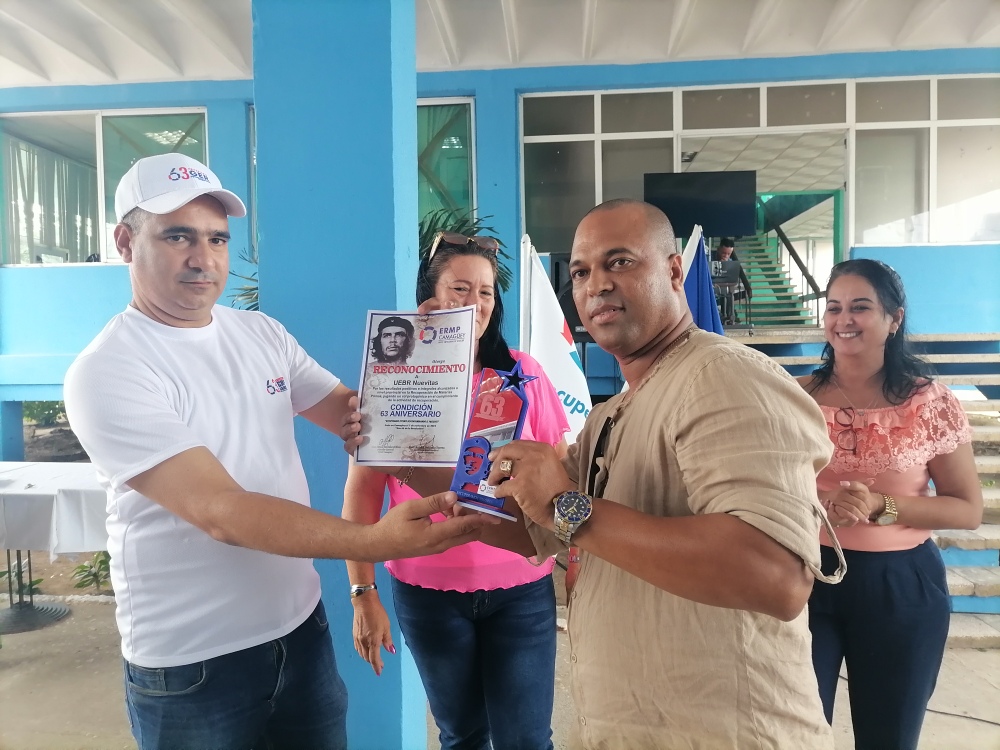 Exhibe Empresa camagüeyana recuperadora de Materias primas indicadores favorables en el presente año