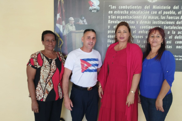 Eligen Civiles de la Defensa delegados al Congreso obrero