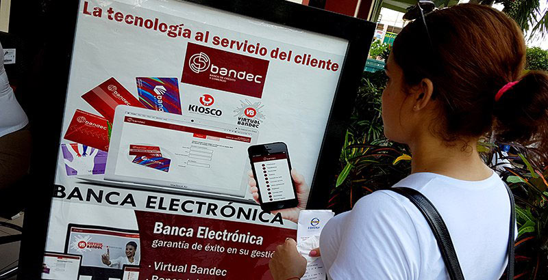 Trabaja Banco de Crédito y Comercio por mejorar insatisfaccines del cliente y servicios digitales en Camagüey