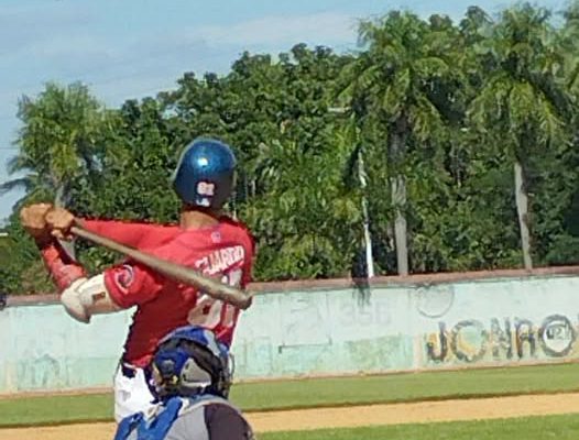 Final de béisbol comienza hoy: emoción y rivalidad en el Cándido González