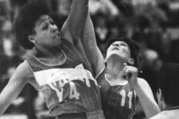 Cubana Leonor Borrell al salón de la fama de la Fiba