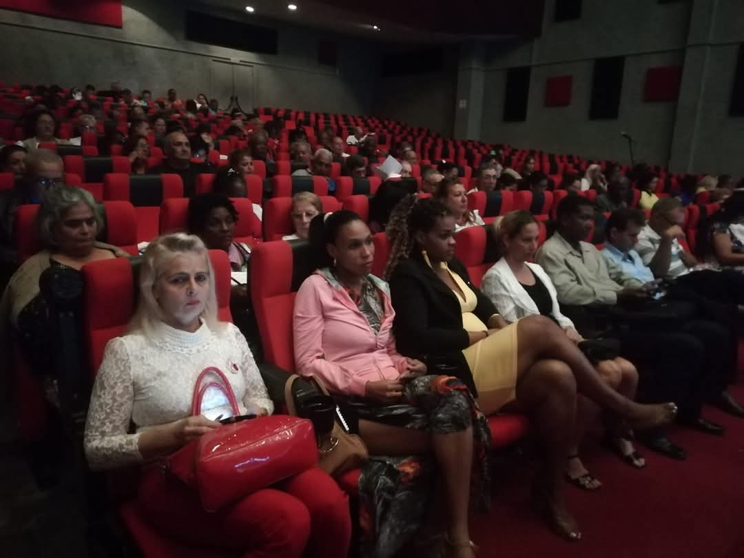 Sesionó en Camagüey Asamblea Municipal del Poder Popular