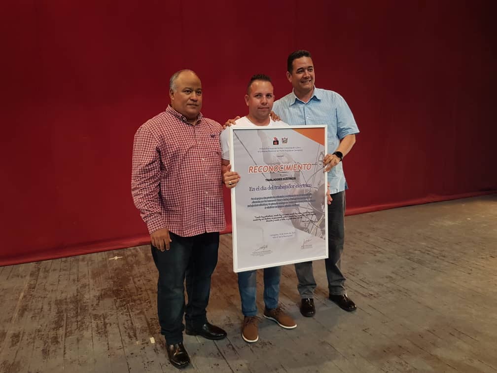 Celebran en Camagüey acto por el Día del Trabajador Eléctrico